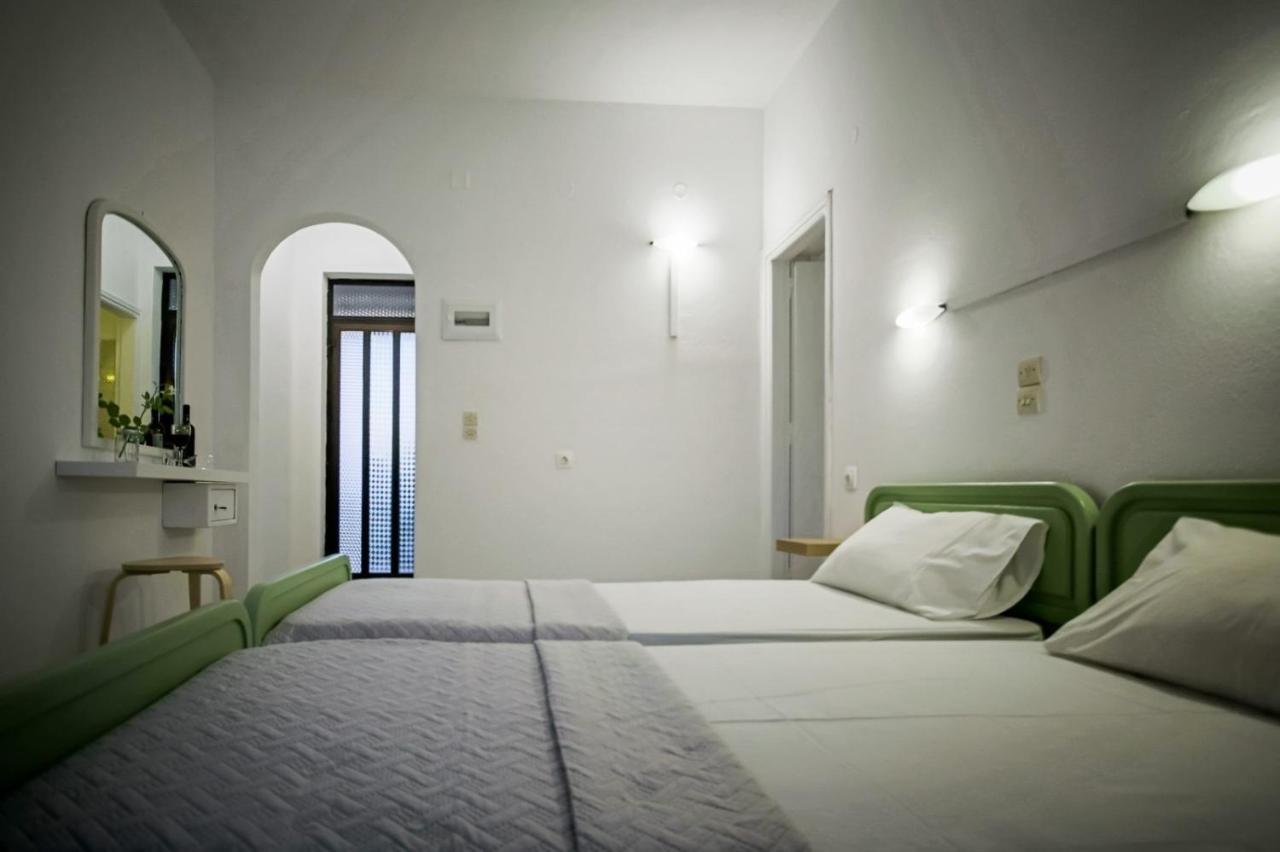 Christina Studios Laganas Buitenkant foto